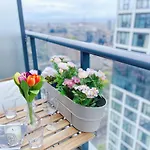 Infivilla Amazing Penthouse Living In Sunrise- Breathtaking Skyline Lake View Downtown Toronto!A